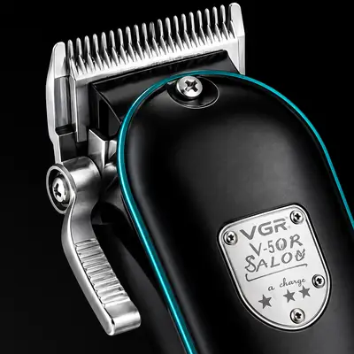 VGR V-123 Professional Hair Clipper for Men – Powerful DC Motor, Stainless Steel Blades, Taper Lever & 2M Power Cable thumbnail 3