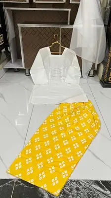 3 Pcs Women's Stitched Cotton Lawn Printed Suit with Fitingable back Straps thumbnail 2