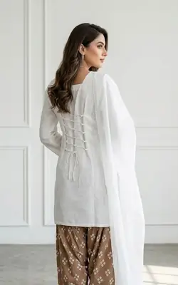 3 Pcs Women's Stitched Cotton Lawn Printed Suit with Fitingable back Straps