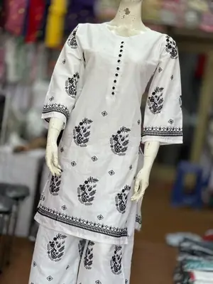 3 Pcs Women's Stitched Cotton Lawn Embroidered Suit thumbnail 4
