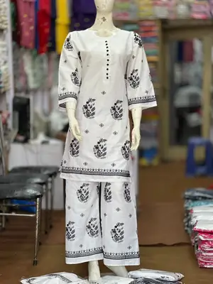 3 Pcs Women's Stitched Cotton Lawn Embroidered Suit thumbnail 5