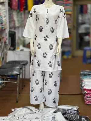 3 Pcs Women's Stitched Cotton Lawn Embroidered Suit thumbnail 4