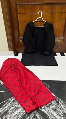 3 Pcs Women's Stitched Cotton Printed Suit with Farshi Shalwar and Dupatta thumbnail 4