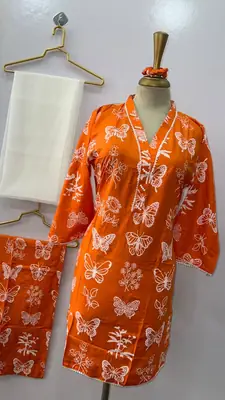 4Pcs Women's Stitched Linen Printed Suit with FREE scrunchie thumbnail 3