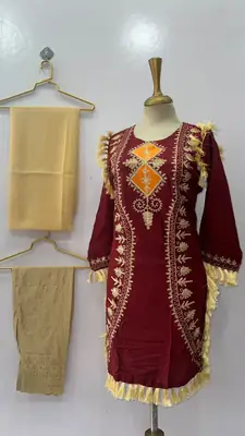 3 Pcs Women's Stitched Linen Hand Embroidered Suit thumbnail 3