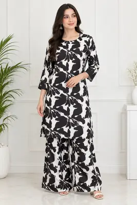2Pcs Women's Stitched Grip Silk Printed Co Ord Set (Aniqa)