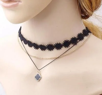 Black Lace Choker with Pendant for Women