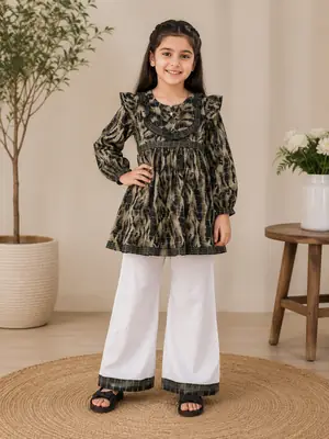 2 Pcs Girl's Lawn Printed Shirt And Trouser Suit