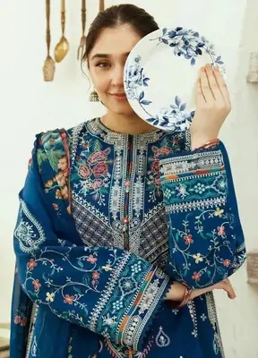 3 Pcs Women's Stitched Cotton Lawn Embroidered Suit thumbnail 3