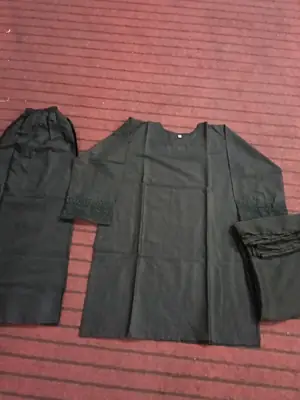3 Pcs Women's Stitched trendy Farshi shalwar Cotton Lawn Embroidered Suit thumbnail 5
