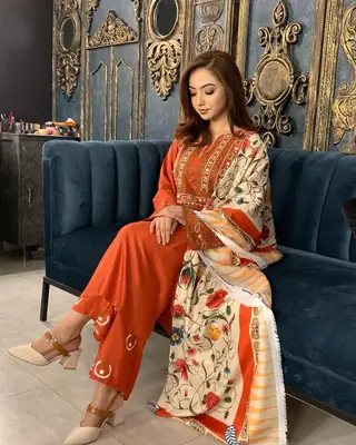 3 Pcs Women's Stitched Cotton Lawn Embroidered Suit thumbnail 6