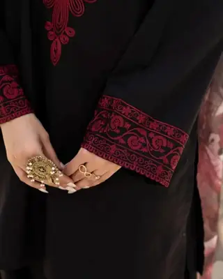 Mahnoor 3 Pcs Women's Stitched Linen Embroidered Suit thumbnail 2