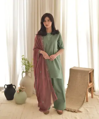 Pista Zola 3 Pcs Women's Stitched Linen Embroidered Suit