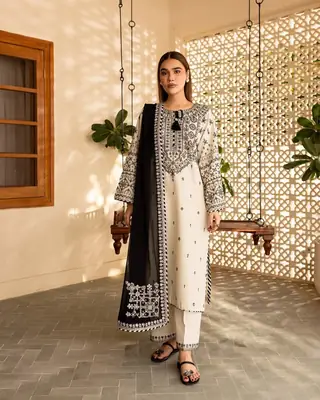 Arfa 3 Pcs Women's Stitched Linen Embroidered Suit