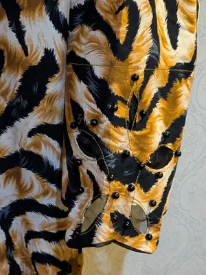 2 Pcs Women's Stitched Linen Printed Shirt And Trouser thumbnail 2