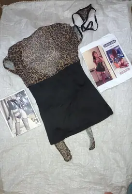 Silk Printed Comfortable And Lightweight Nightwear Set / Imported Leopard Print Lingerie Set thumbnail 3