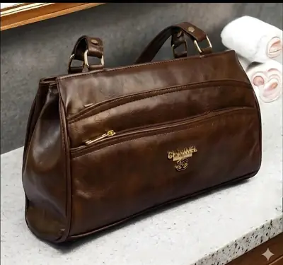 Women's Rexine Plain Shoulder Bag thumbnail 3