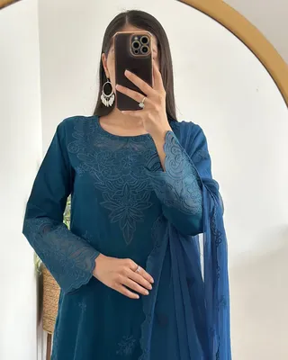 Mystic Glaze - 3 Piece Embroidered Lawn Cotton Suit thumbnail 5