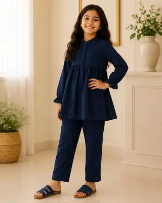 Stylish Girl's Georgette Kurta And Trouser Set - 2 Pcs 