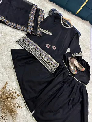 3 Pcs Women's Stitched Shamoz Silk Embroidered Suit thumbnail 2