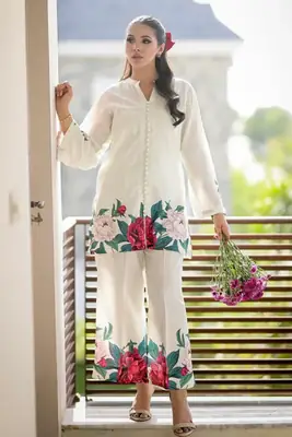 2 Pcs Women's Stitched Silk Printed Co-Ord Set thumbnail 3