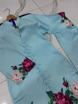 2 Pcs Women's Stitched Silk Printed Co-Ord Set thumbnail 6