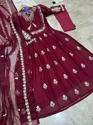 3 Pcs Women's Stitched Chiffon Embroidered Maxi Suit thumbnail 4