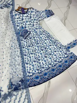 3 Pcs Women's Stitched Lawn Printed Maxi Suit thumbnail 4