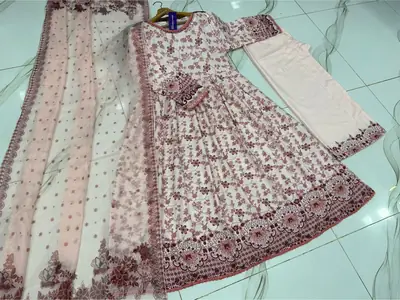 3 Pcs Women's Stitched Lawn Printed Maxi Suit thumbnail 2