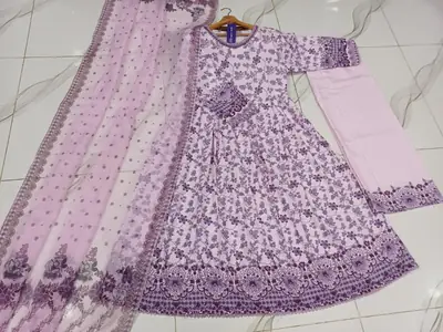 3 Pcs Women's Stitched Lawn Printed Maxi Suit thumbnail 3