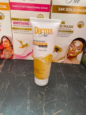 Revitalize Your Skin with Our 100ml Whitening & Brightening Face Wash - Dead Skin Remover (Set Of 1) thumbnail 7