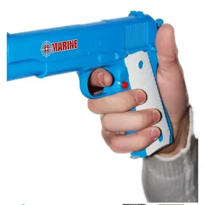Boy's Plastic Toy Gun thumbnail 4