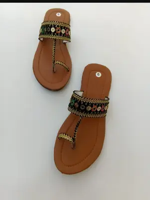 Women's Synthetic Leather Casual Kolhapuri Chappal