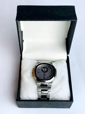 Men's Stainless Steel Analog Watch Silver Black 30mm thumbnail 3