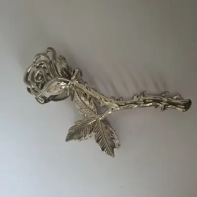 Flower Design Silver Plated Resin Hair Claw
