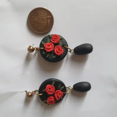 Stylish 2 Layered Dangling Earrings with Resin Plating - 2 Pcs in Green thumbnail 3