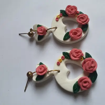 Stylish 2 Layered Dangling Earrings with Resin Plating - 2 Pcs in Green thumbnail 2