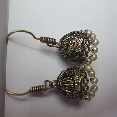 Funky Silver Plated Pearl Jhumka thumbnail 3