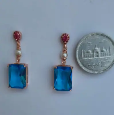 Retro Design Gold Plated Crystal Earrings thumbnail 3