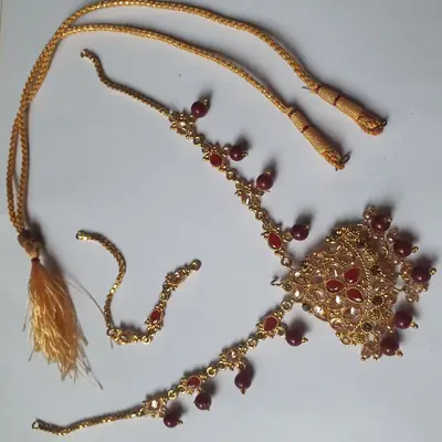 Rajasthani Design Gold Plated Kundan Matha Patti thumbnail 7