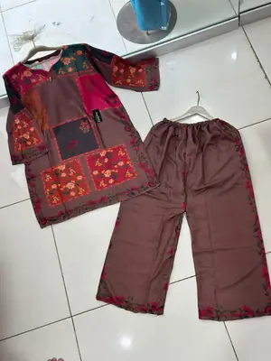 2 Pcs Women's Stitched Cotton Printed Co-Ord Set thumbnail 4