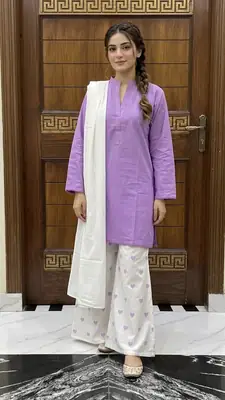 3 Pcs Women's Stitched Cotton Lawn Printed Suit