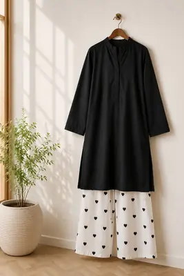 2 Pcs Women's Stitched Cotton Lawn Block Printed Shirt And Trouser thumbnail 5