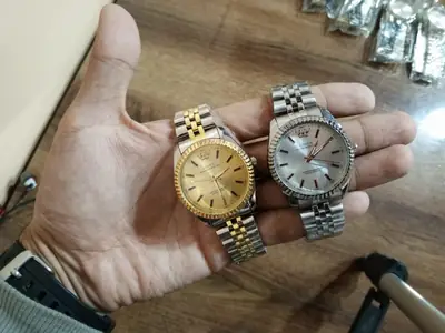 Men's Modern Stylish Look Watch - Random Multicolor Dial Art# BB-Lox-9004000-003 thumbnail 3