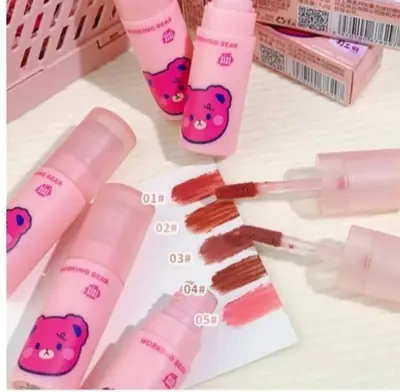 High Pigmented Lip Gloss thumbnail 2