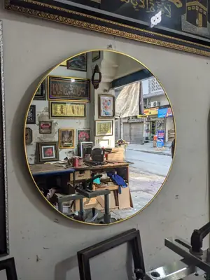 Round Shape Mirror thumbnail 5