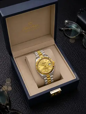 Luxury Two-Tone Champagne Dial Watch – Executive Elegance ??
