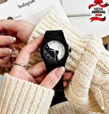 Elegant Black Octagon Watch – Striking White & Black Split Dial ?? thumbnail 2