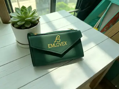 Women's PU Leather Plain Wristlet