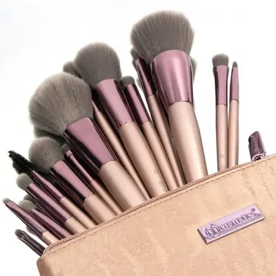 Perfect Makeup Accessory Makeup Brushes Set thumbnail 2